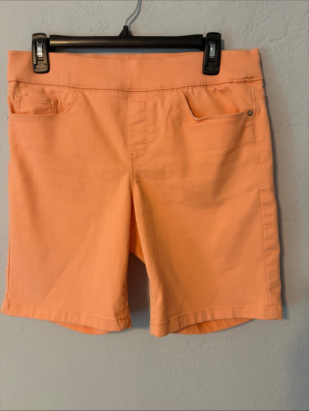 DKNY Peachy Orange Women's Shorts